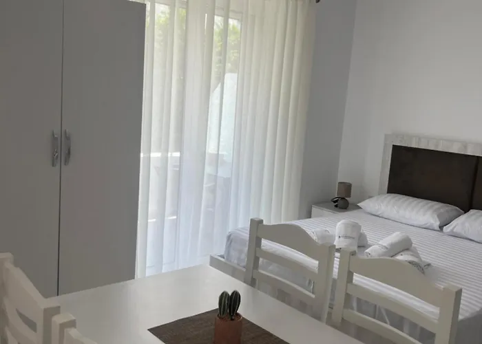 Seahorse Hotel 5*